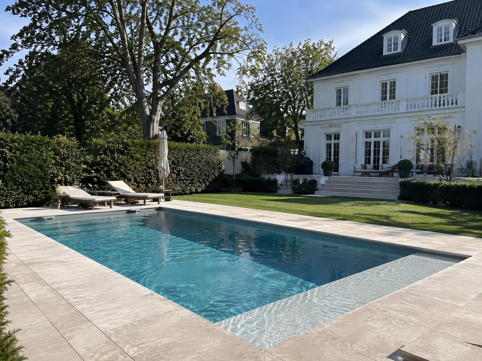 Poolgravning